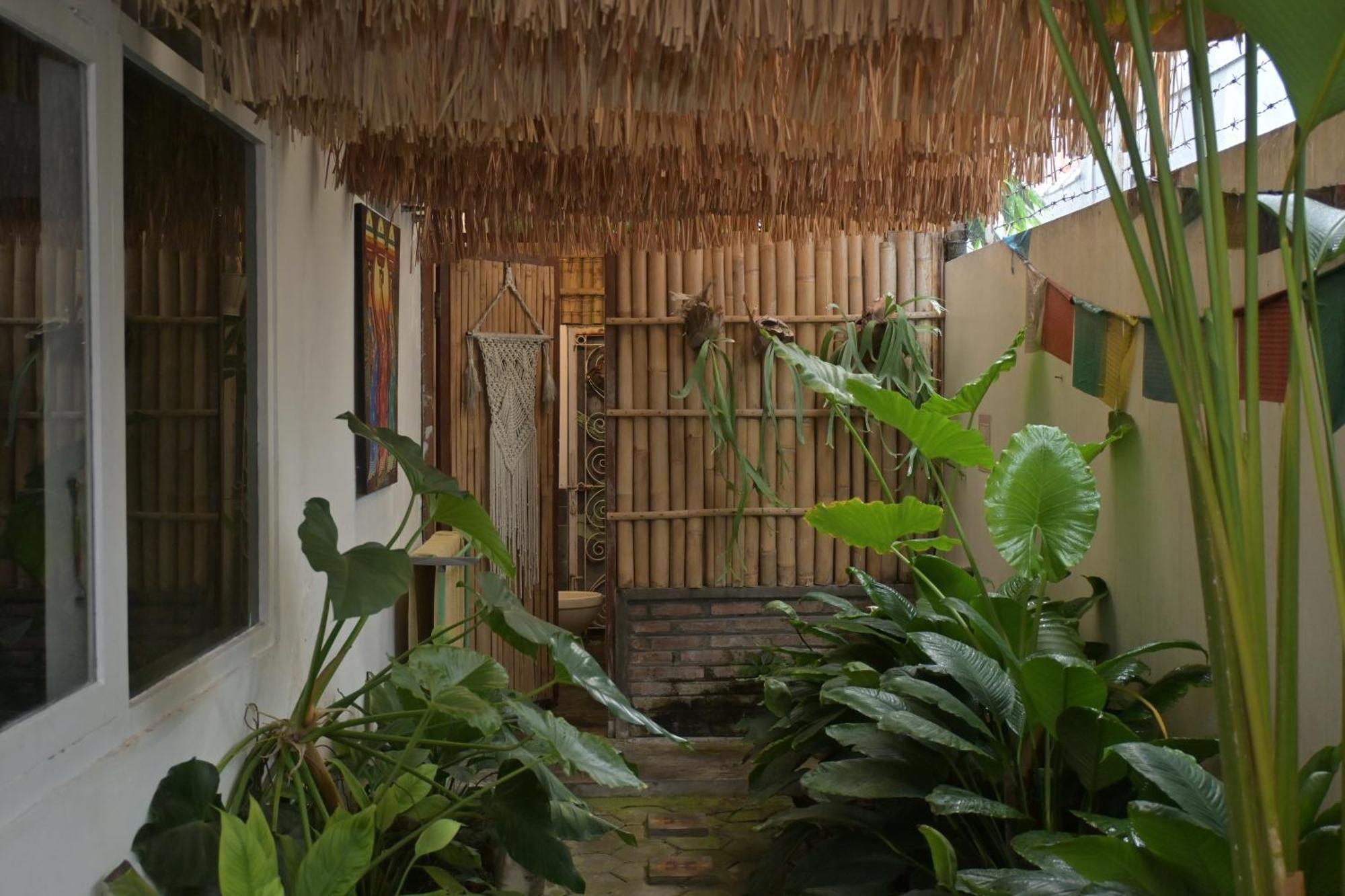Happy Buddha Jogjacarta Exterior foto
